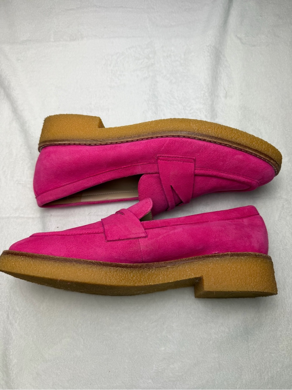 Stuart Weitzman Pink Suede Penny Loafers Size 7.5M Fuchsia Chunky Sole